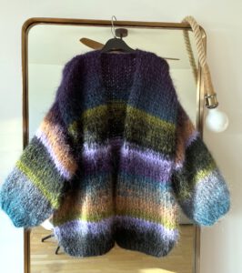 lang mohair vest tiedye strepen paars groen