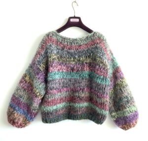 and gebreide bohostyle sweater met strepen roze
