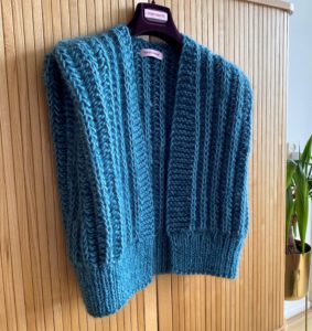 sleeveless cardigan in blue mohair and wool