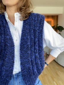 sleeveless cardigan in blue wool and mohair