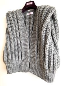 chunkyknit_bodywarmer_grijs_alpaca