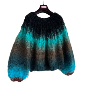 Gebreide mohair sweater in azul turquoise groen en zwart