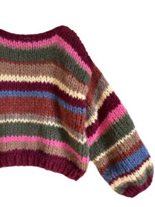 Gebreide alpaca en zijde sweater met strepen in burgundy, roest, geel, blauw, groen en amandel
