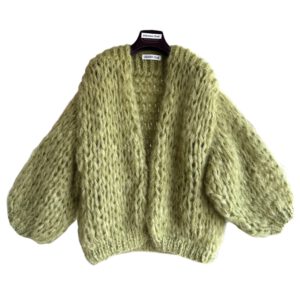 Grof gebreid pistache groen vest mohair