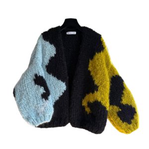 Chunky gebreide mohair cardigan in zwart met camo-style in mint en groen